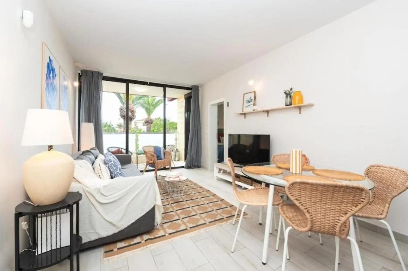 Apartmán Estilo Y Relax En La Costa Del Silencio - Tu Estancia Ideal